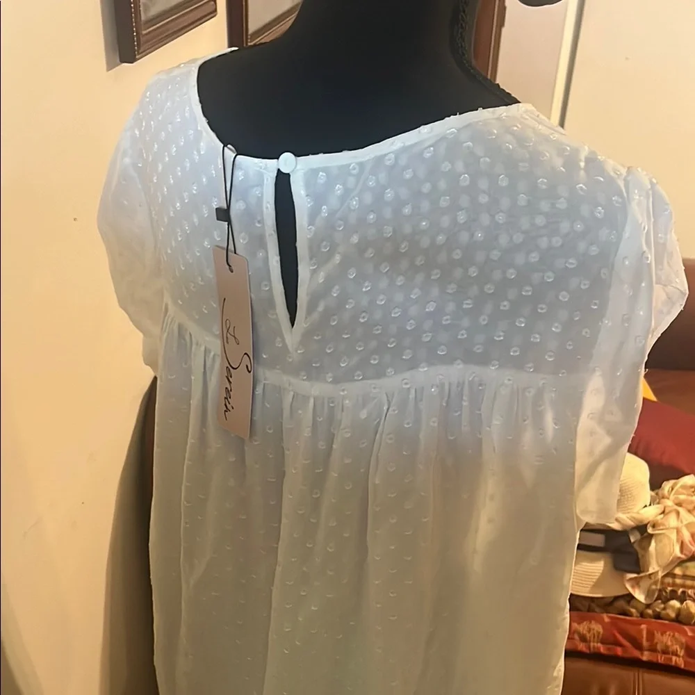 White Ruffled Relaxed Blouse - Picture 3 of 3